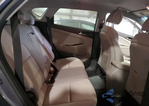 2018 Hyundai Tucson Sel from USA, damaged, VIN KM8J33A45JU641701